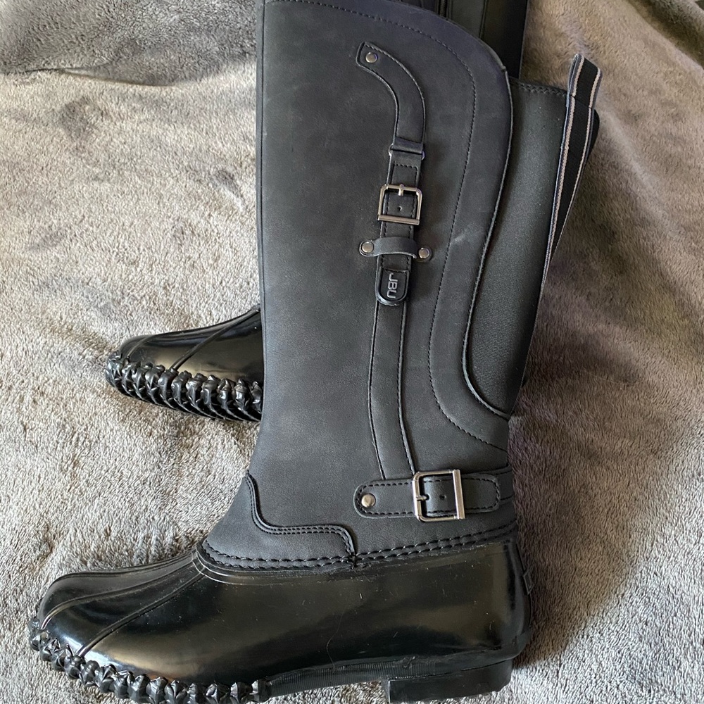 Rain boots